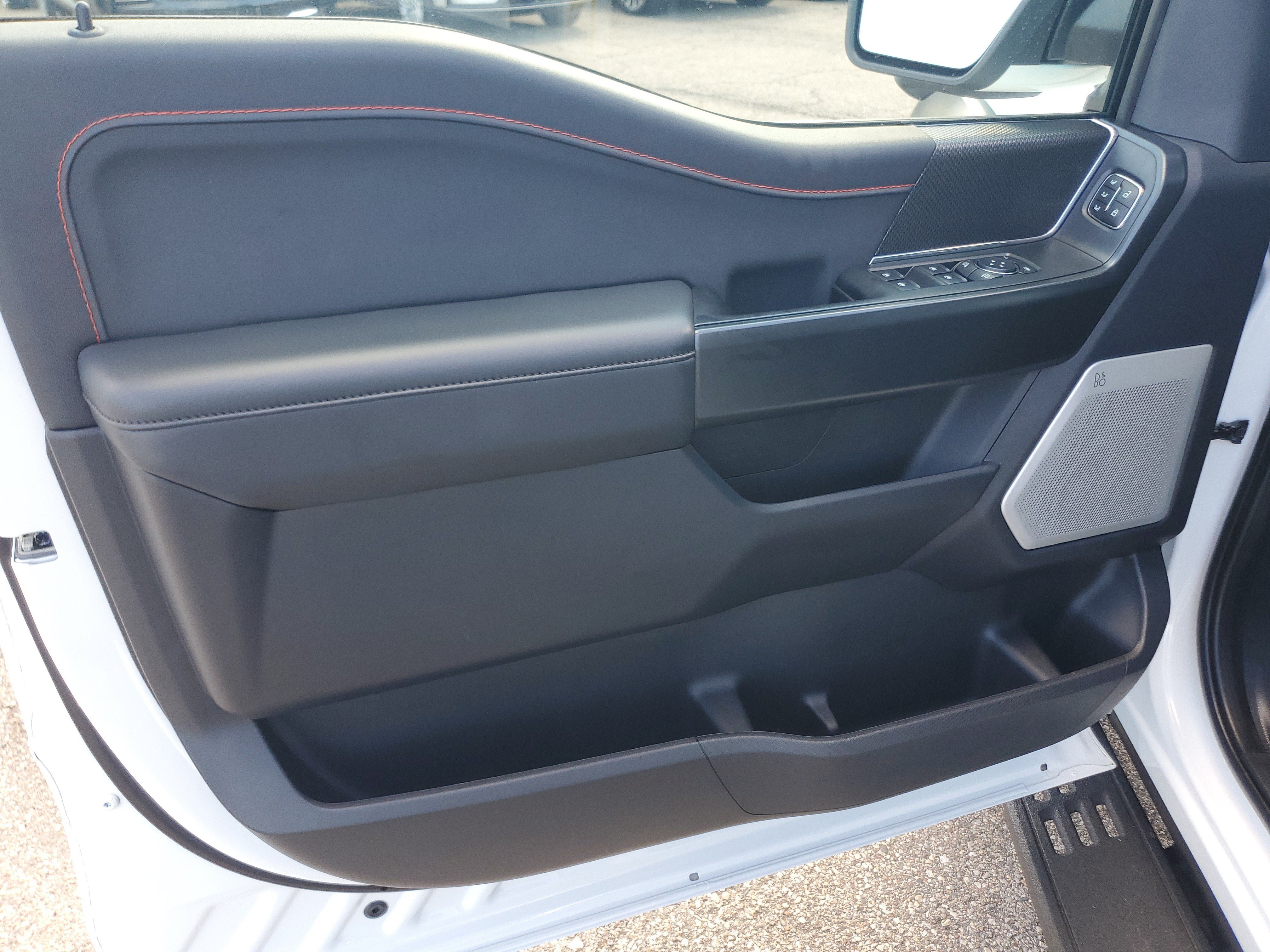 Used 2026 Ford F150 Raptor AWD/4WD image 10