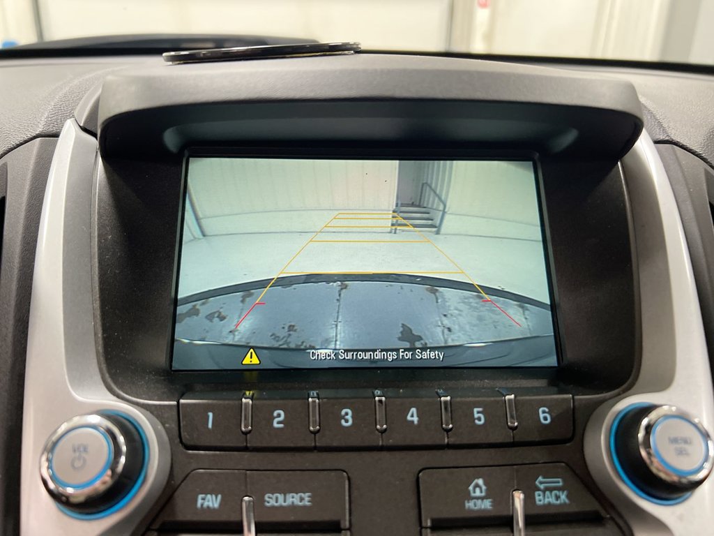 Used 2017 Chevrolet Equinox LT w/ Convenience Package AWD/4WD image 15