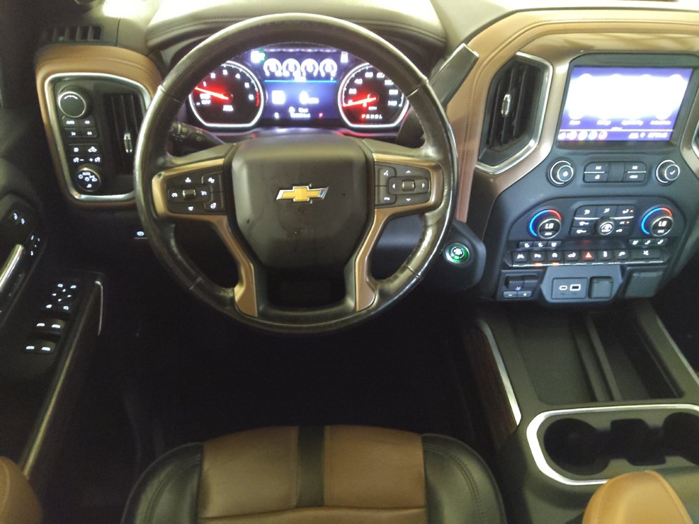 Used 2019 Chevrolet Silverado 1500 High Country w/ Technology Package AWD/4WD image 22