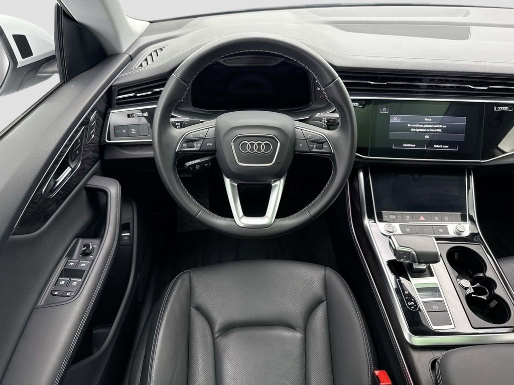 Used 2023 Audi Q8 Premium Plus image 10