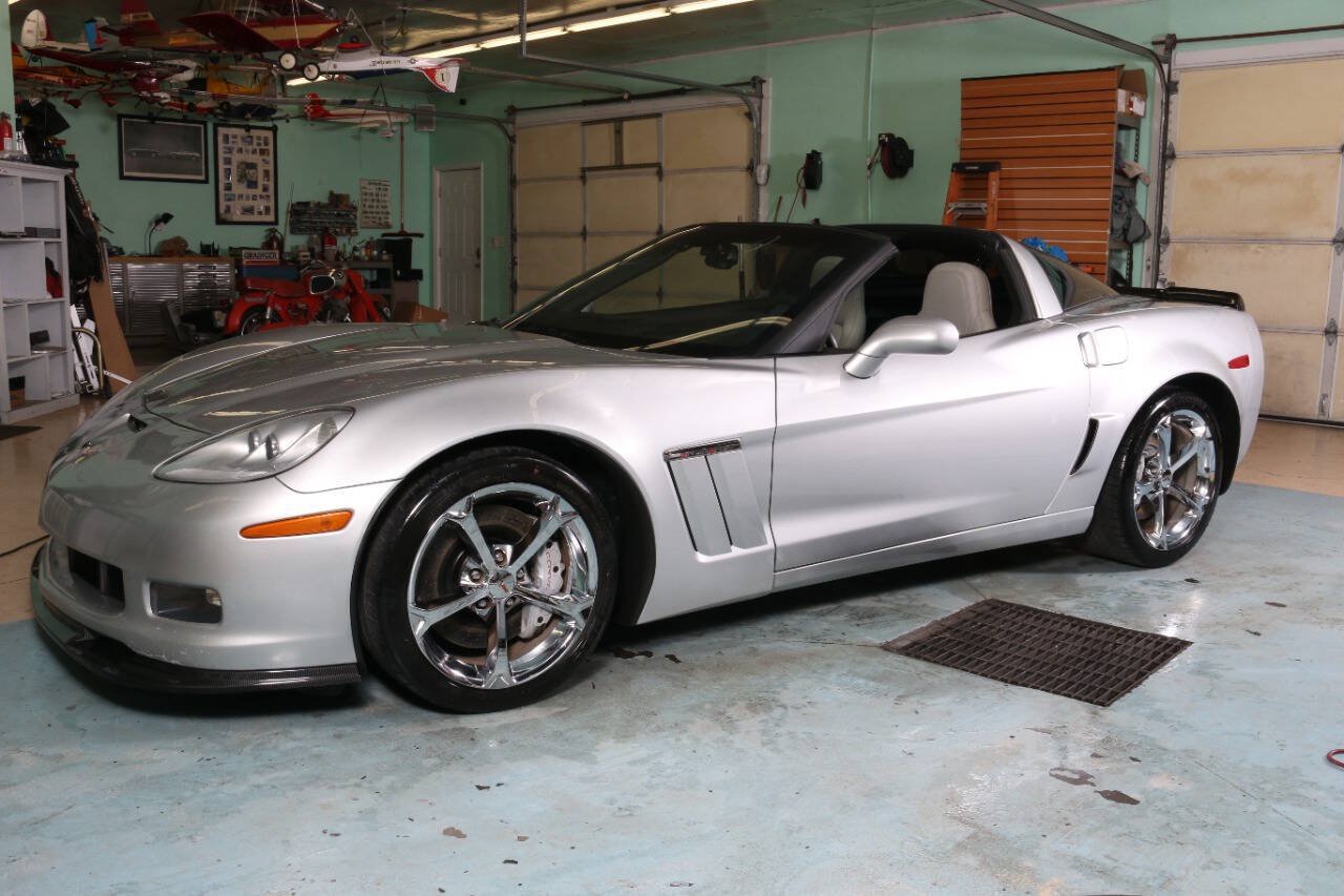 Used 2011 Chevrolet Corvette Grand Sport w/ Preferred Equipment Group RWD image 86