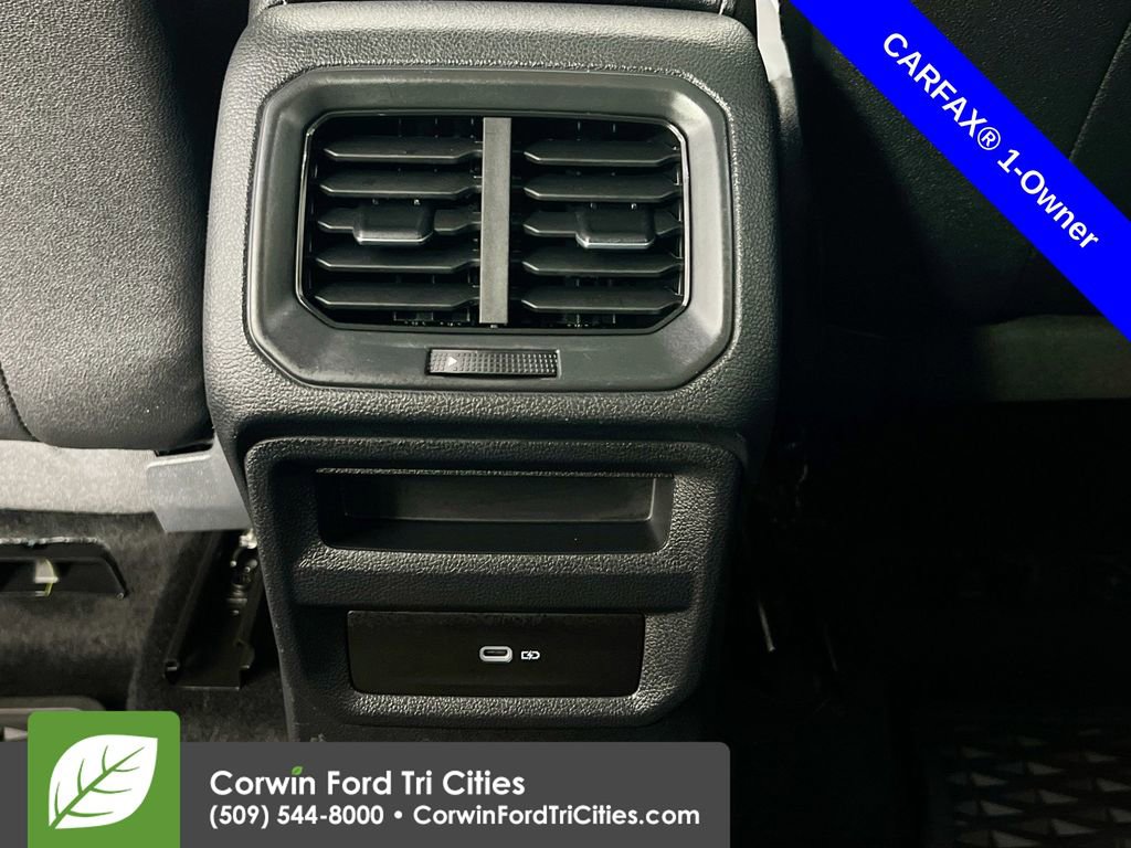 Used 2022 Volkswagen Taos SEL image 30
