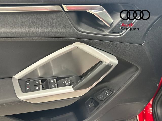 Certified 2025 Audi Q3 2.0T Premium w/ Convenience Package image 29
