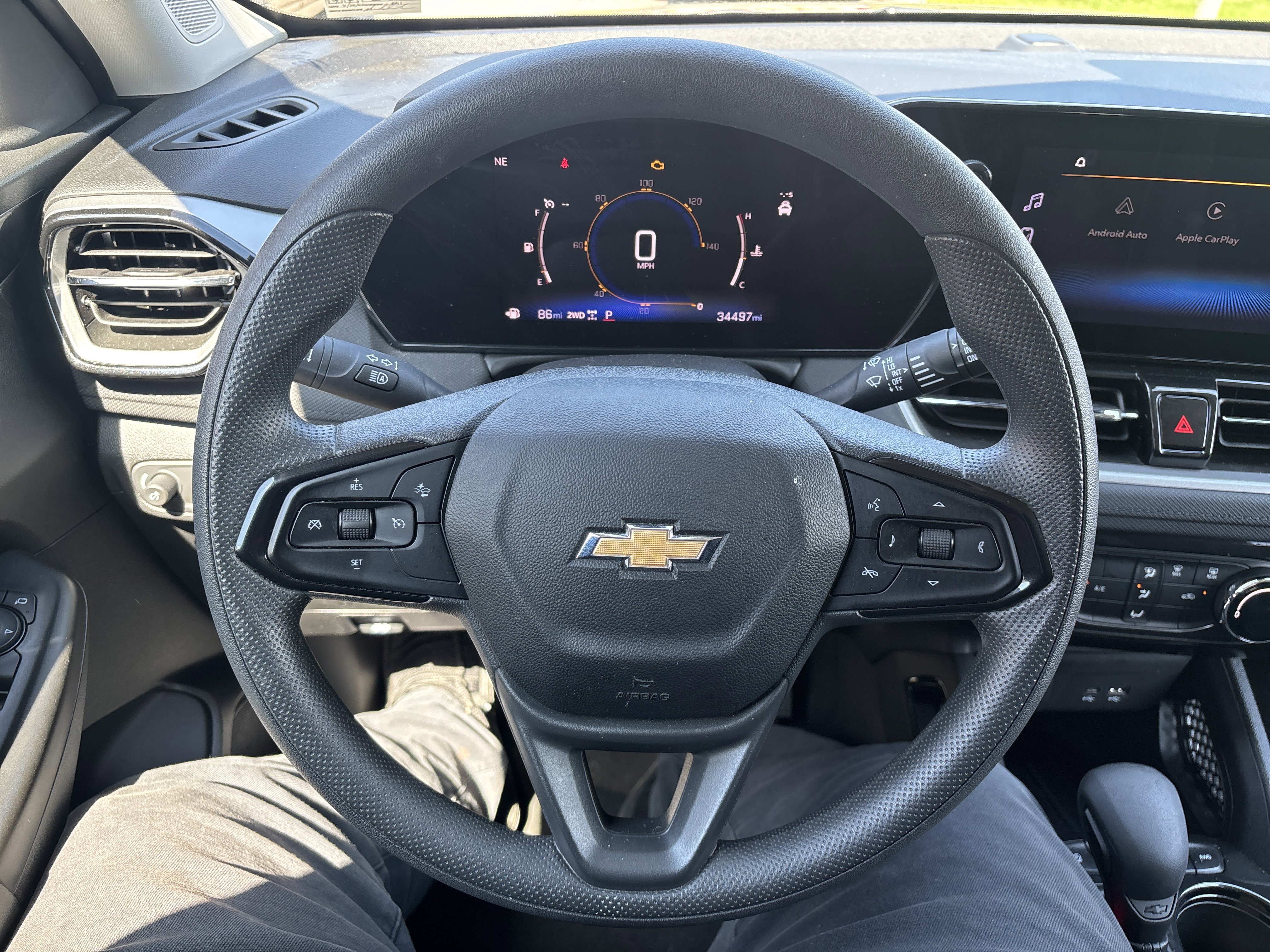 Used 2025 Chevrolet TrailBlazer LT AWD/4WD image 18