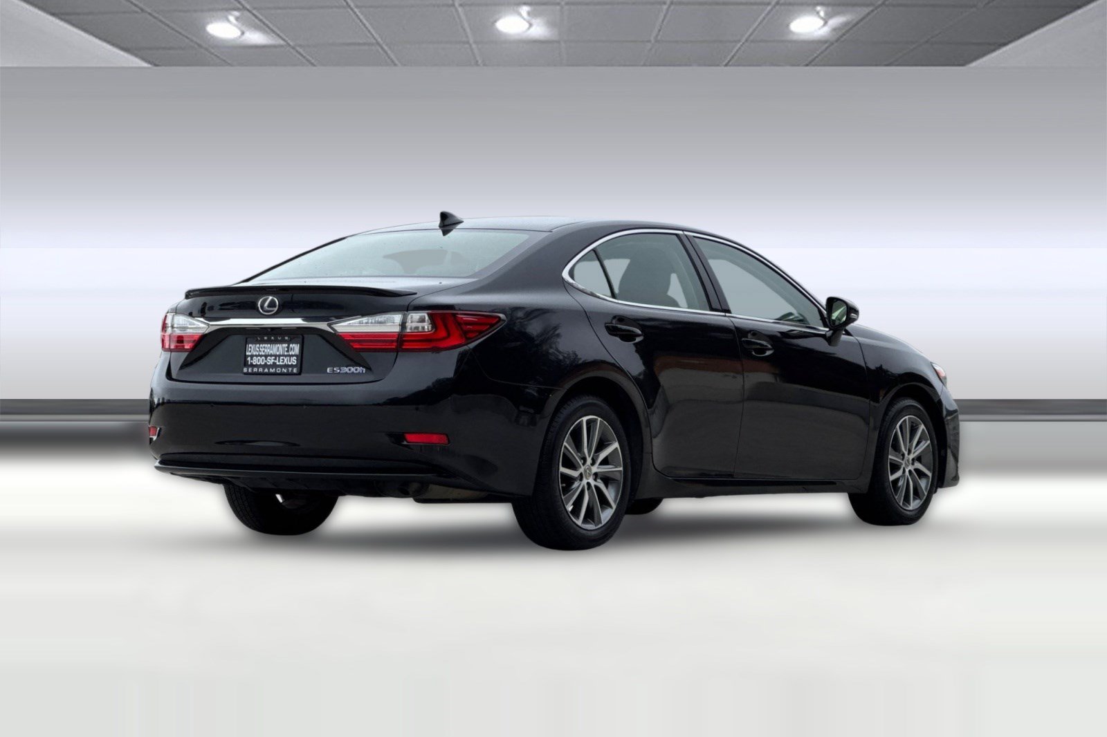 Used 2017 Lexus ES 300h w/ Navigation System Package FWD image 8