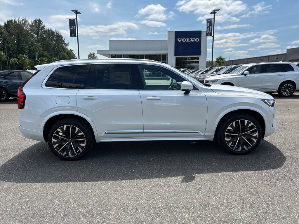 New 2026 Volvo XC90 B6 Plus w/ Protection Package Premier image 9