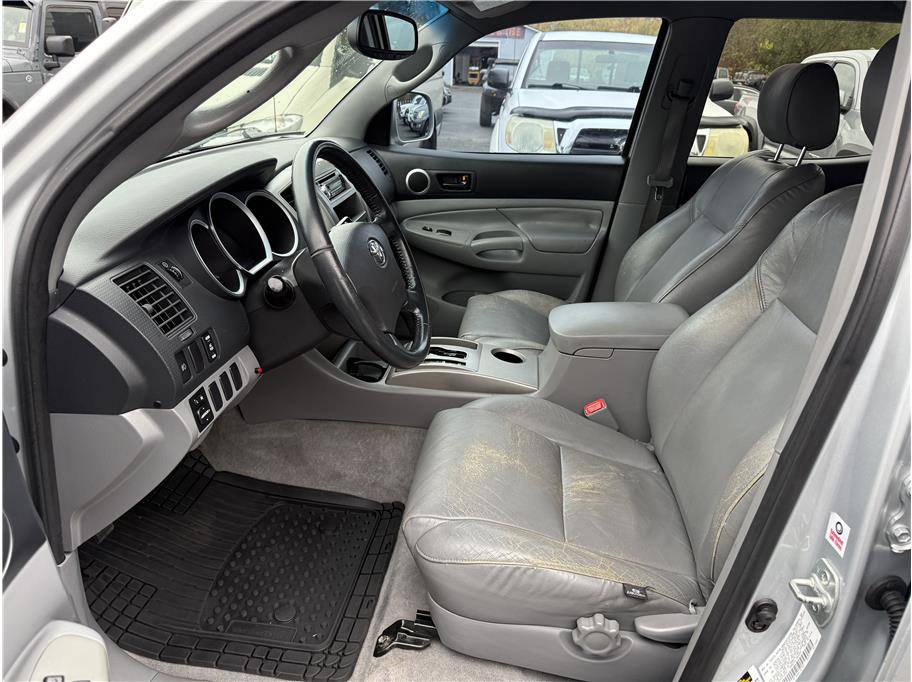 Used 2005 Toyota Tacoma 4x4 Double Cab image 17