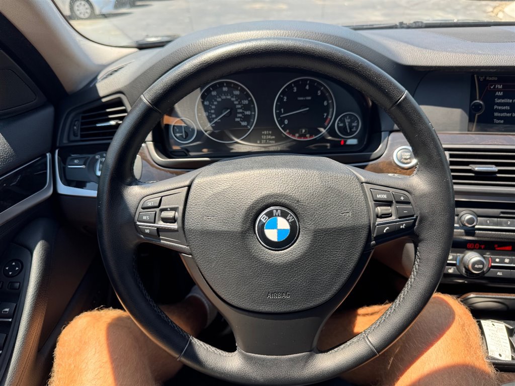 Used 2011 BMW 535i xDrive Sedan AWD/4WD image 11
