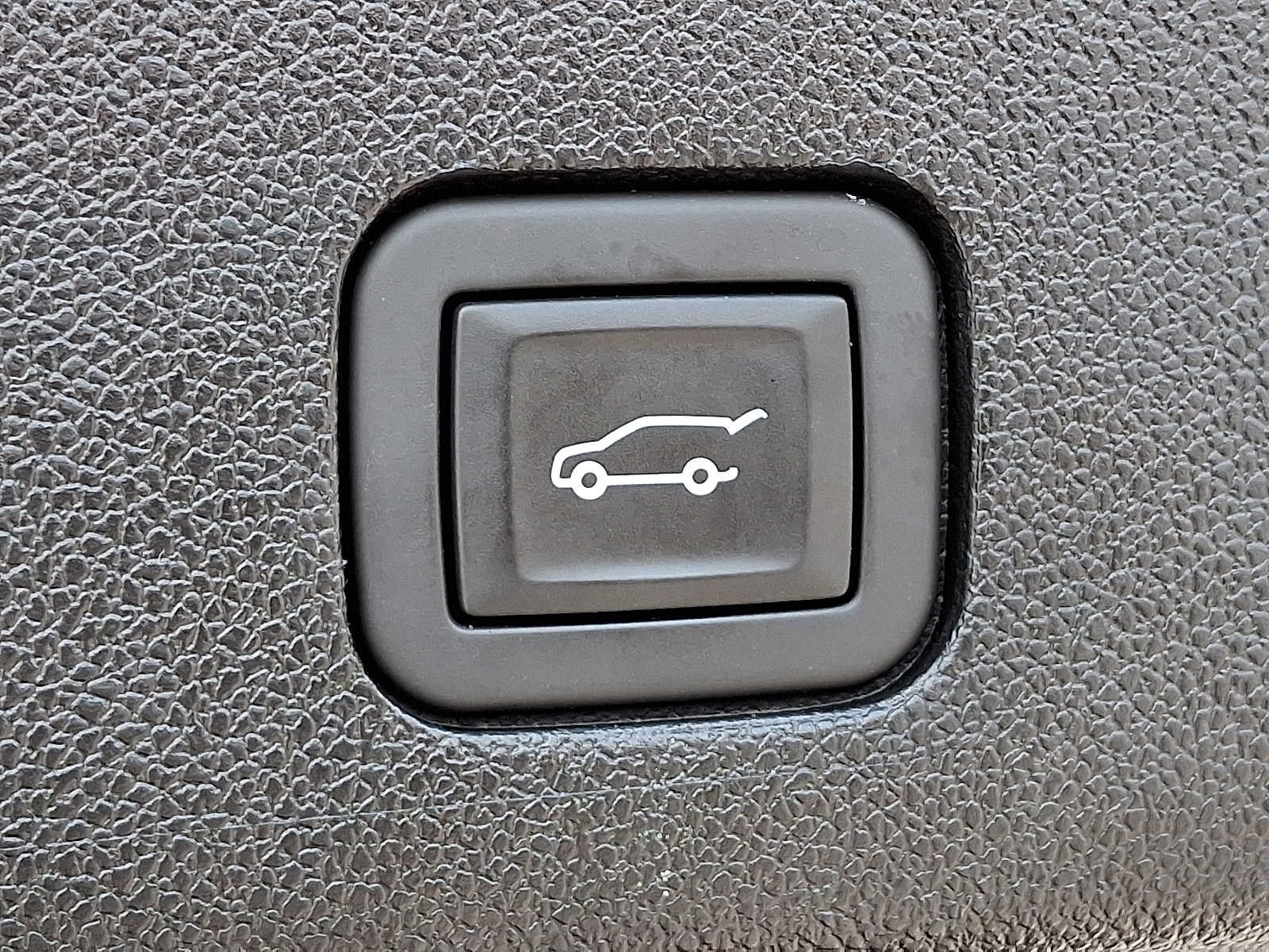 Used 2024 Cadillac XT6 Premium Luxury AWD/4WD image 28