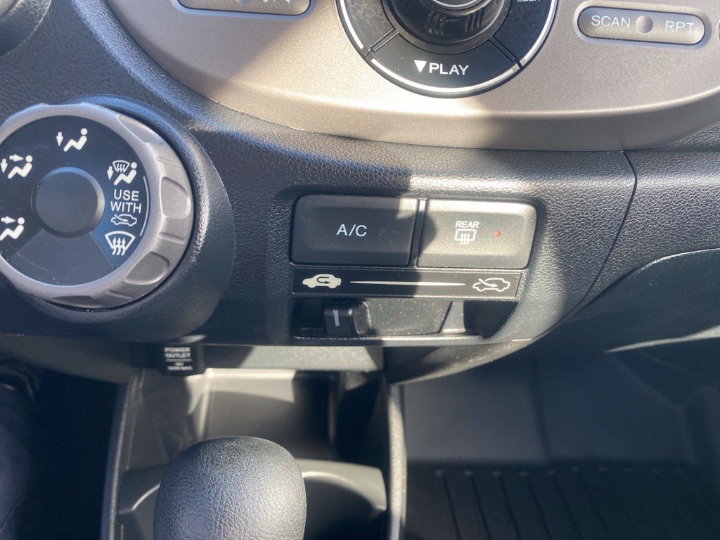 Used 2013 Honda Fit image 12