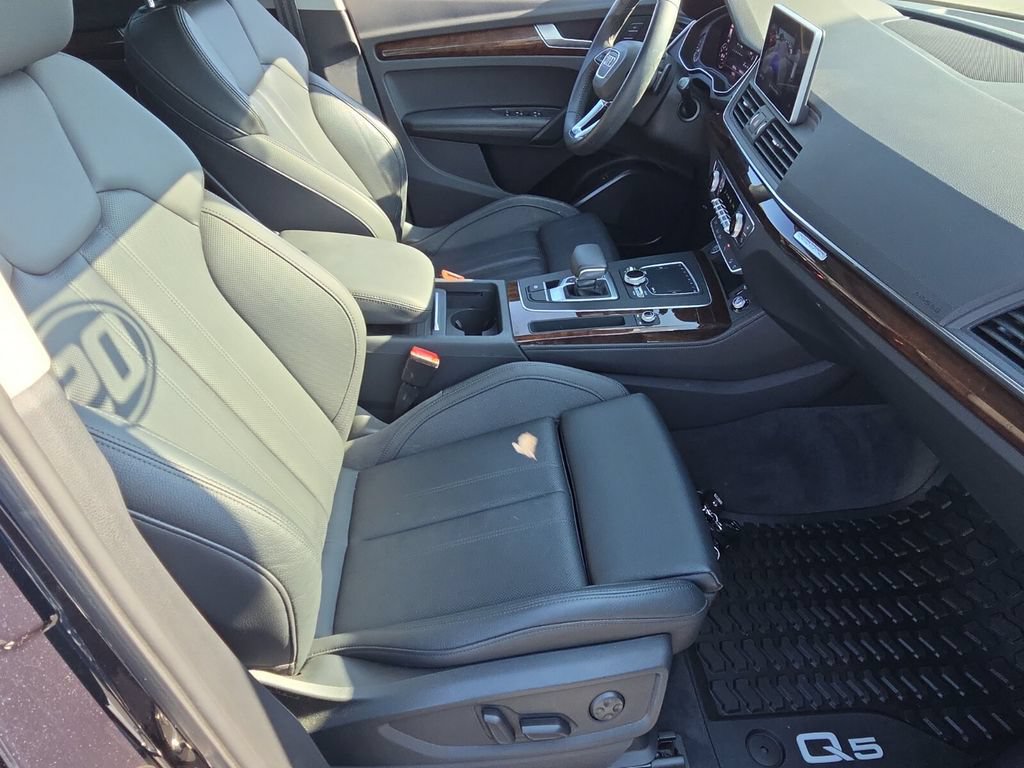 Used 2020 Audi Q5 2.0T Premium Plus AWD/4WD image 18