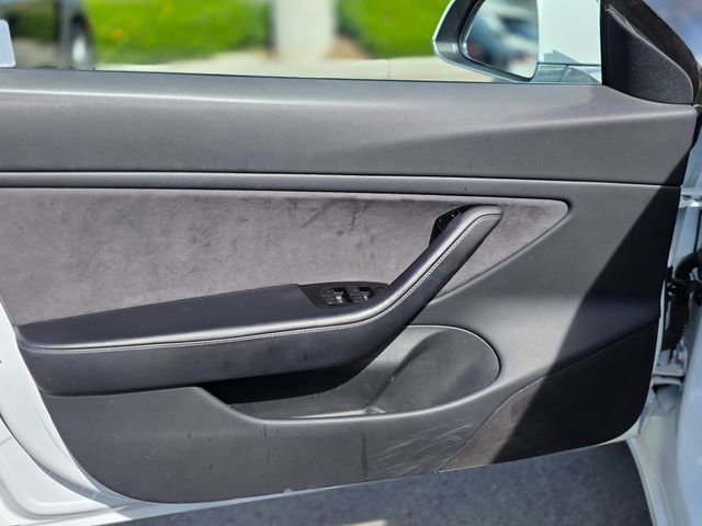 Used 2018 Tesla Model 3 Long Range image 15