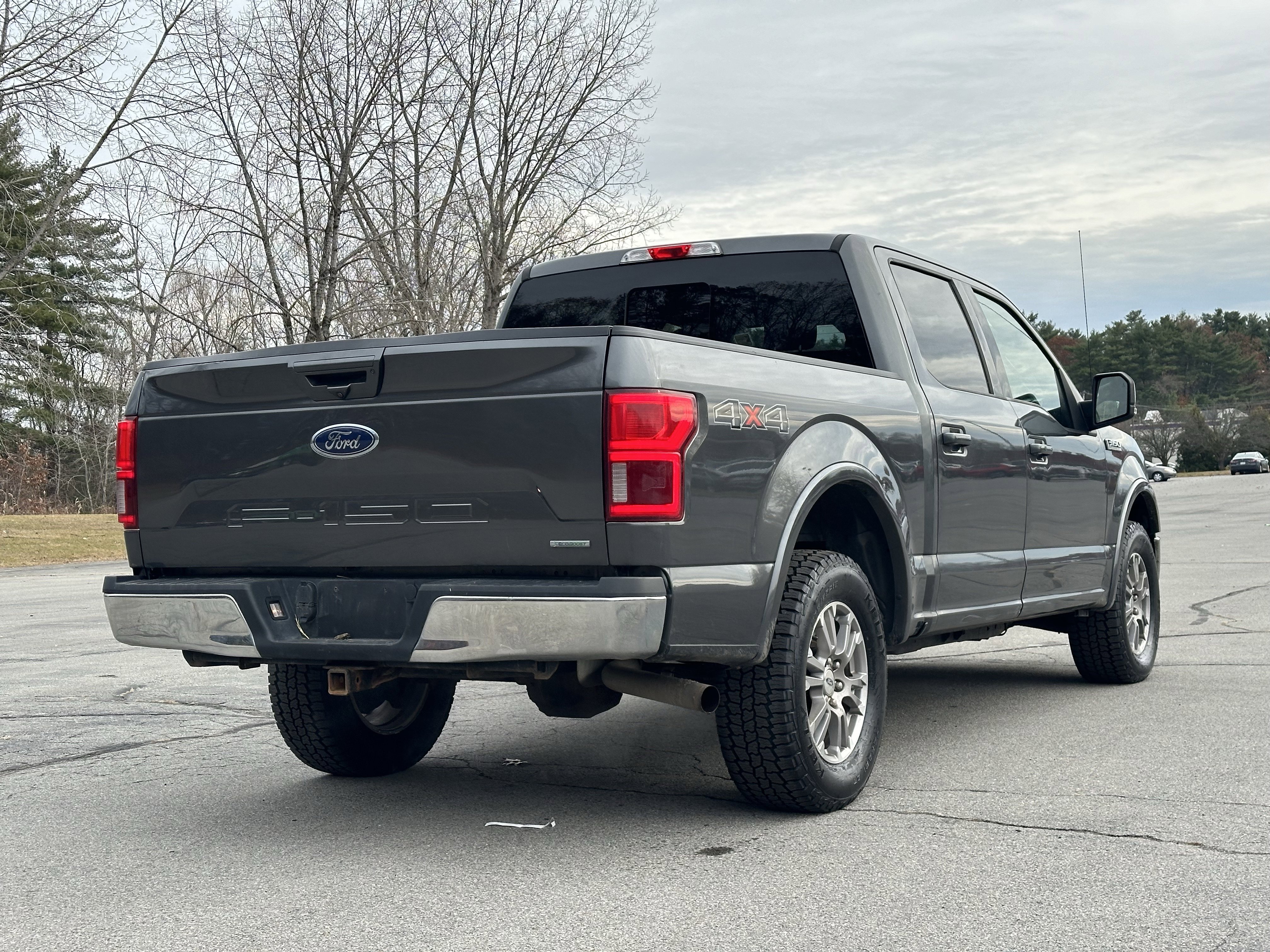 Used 2020 Ford F150 Lariat w/ Trailer Tow Package image 11