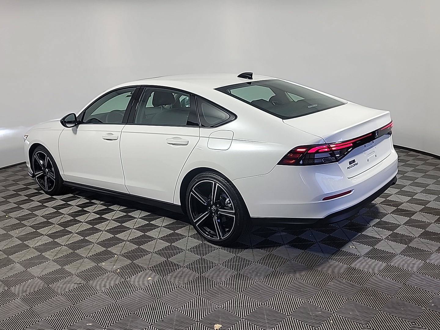 Certified 2026 Honda Accord SE image 9