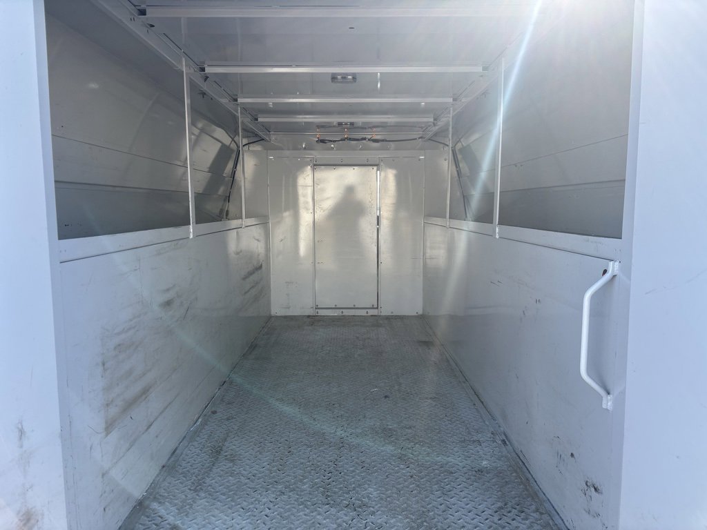 Used 2024 Ford E-350 and Econoline 350 Super Duty w/ Power Windows & Locks Group image 7