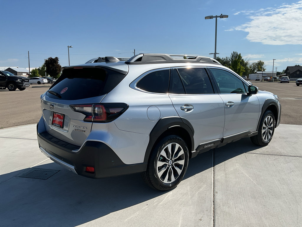 New 2025 Subaru Outback Touring XT image 3