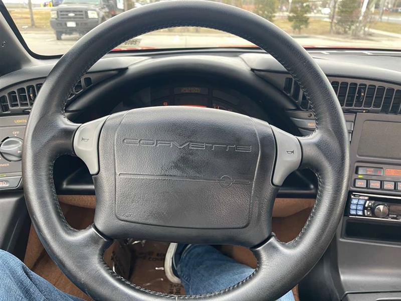 Used 1990 Chevrolet Corvette Convertible RWD image 52