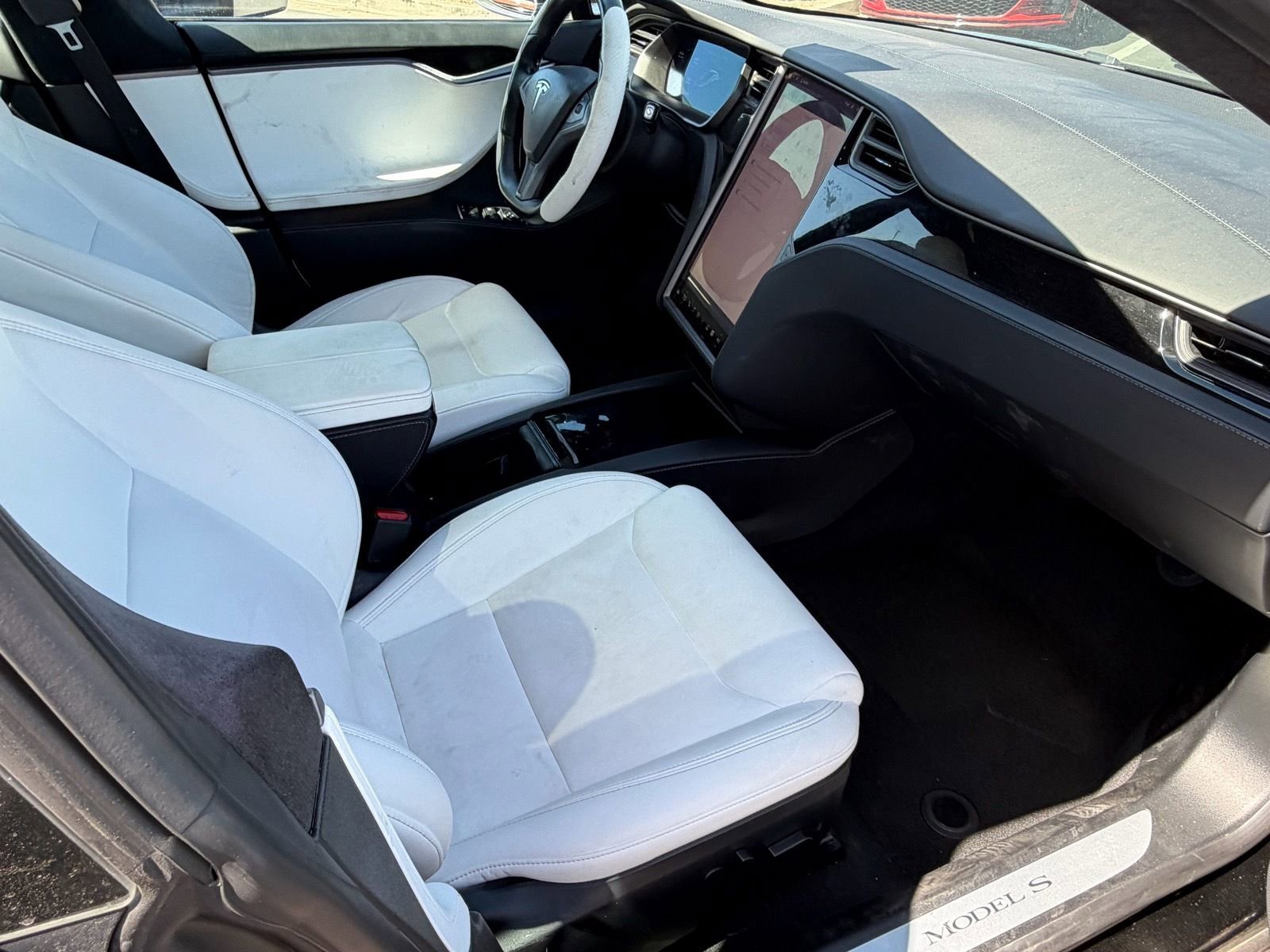 Used 2020 Tesla Model S Long Range AWD/4WD image 33