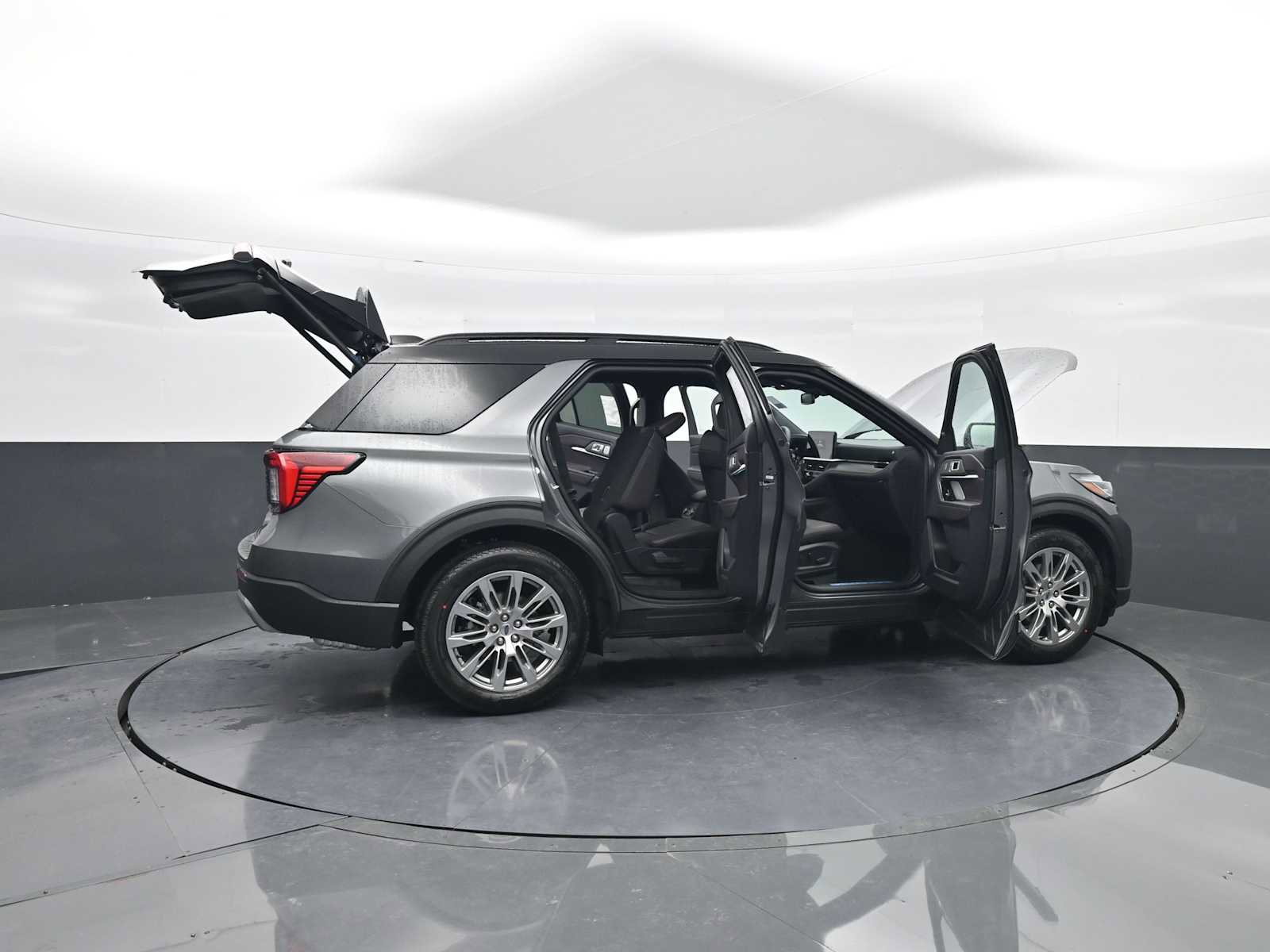 New 2026 Ford Explorer Platinum image 68