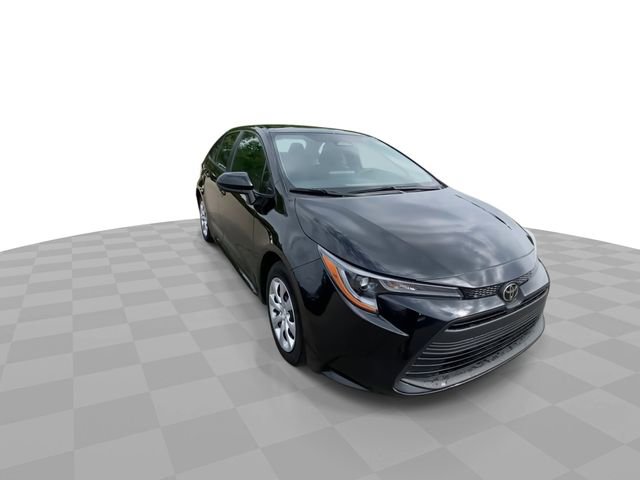 Used 2024 Toyota Corolla LE FWD image 4