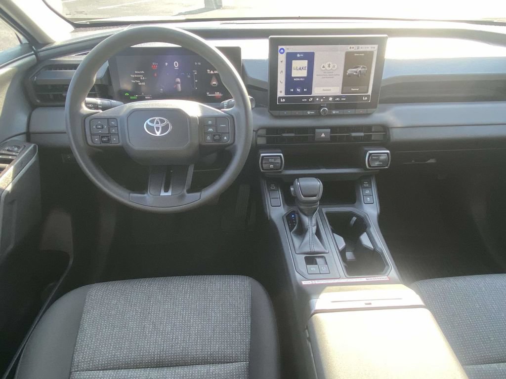 Used 2026 Toyota RAV4 LE AWD/4WD image 15