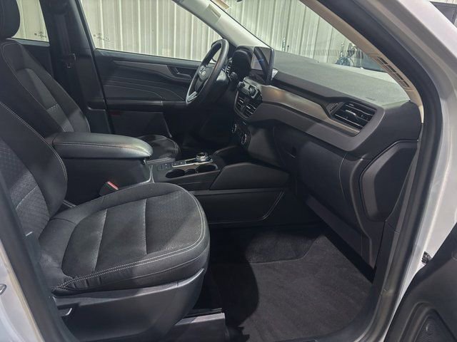 Used 2025 Ford Escape Active image 24