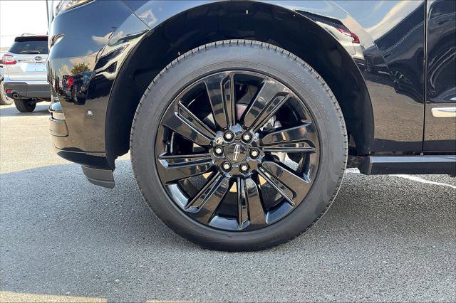 Used 2024 Lincoln Navigator Reserve w/ Monochromatic Package image 31