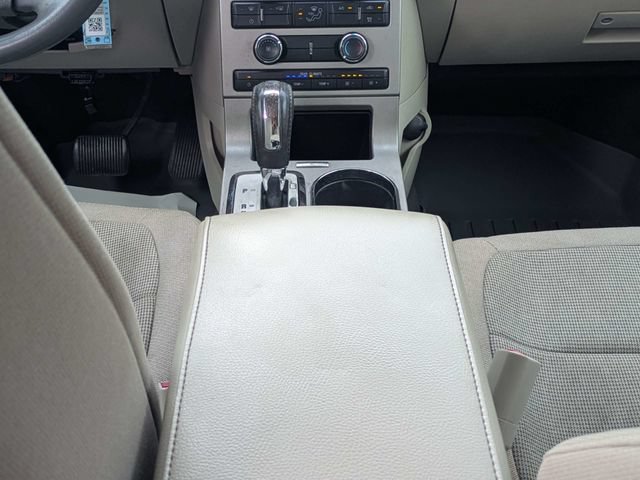 Used 2010 Ford Flex SE FWD image 19