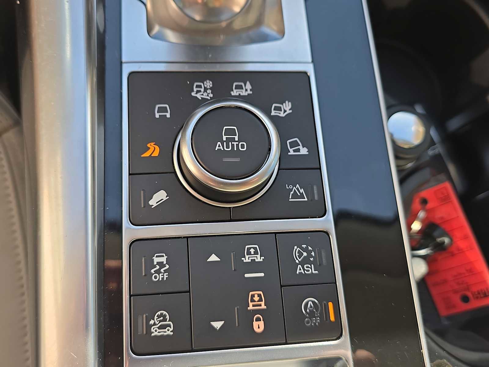 Used 2016 Land Rover Range Rover Sport Autobiography image 13