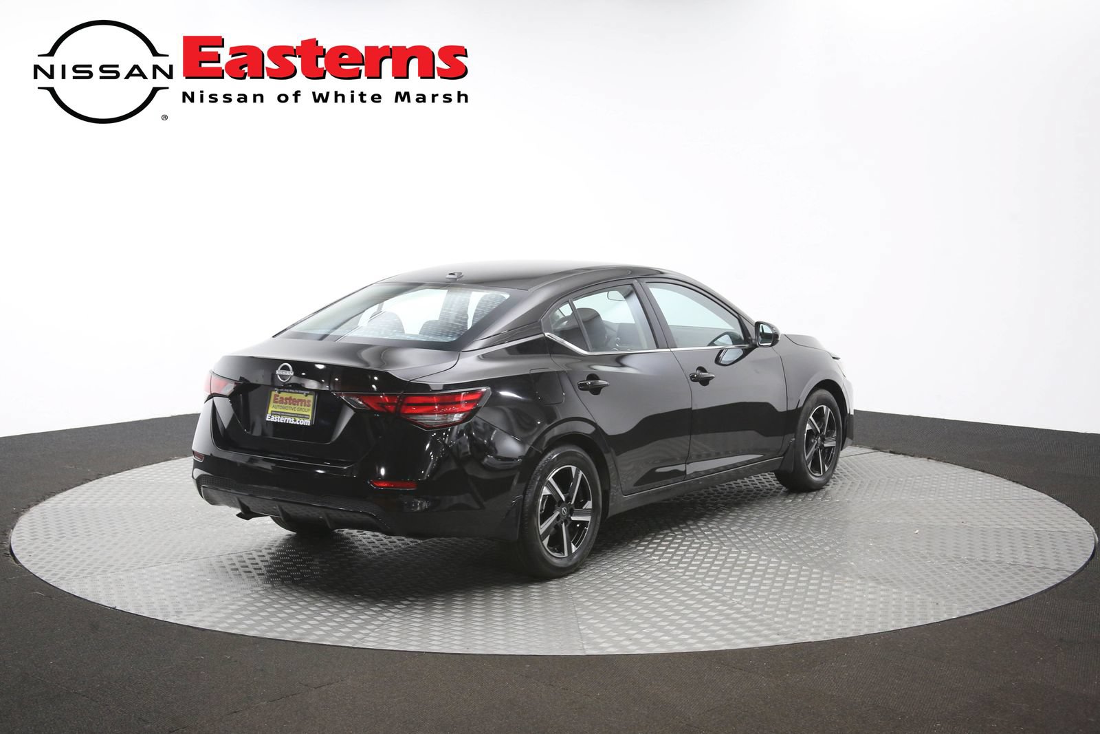 Used 2025 Nissan Sentra SV FWD image 39
