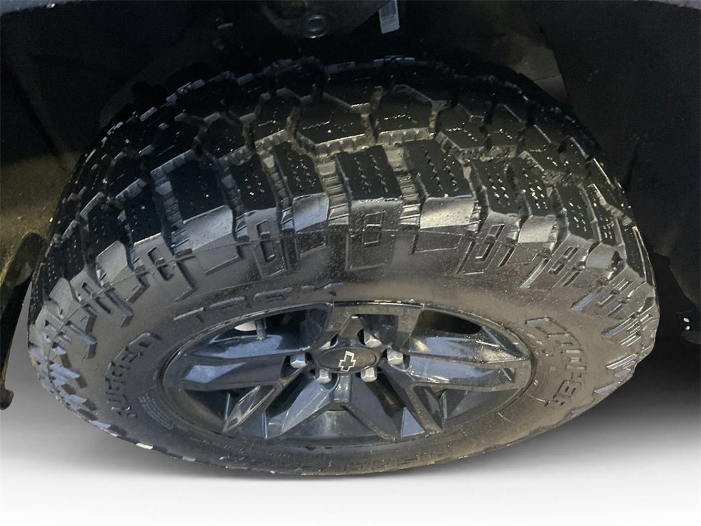 Used 2020 Chevrolet Silverado 1500 LT Trail Boss image 14