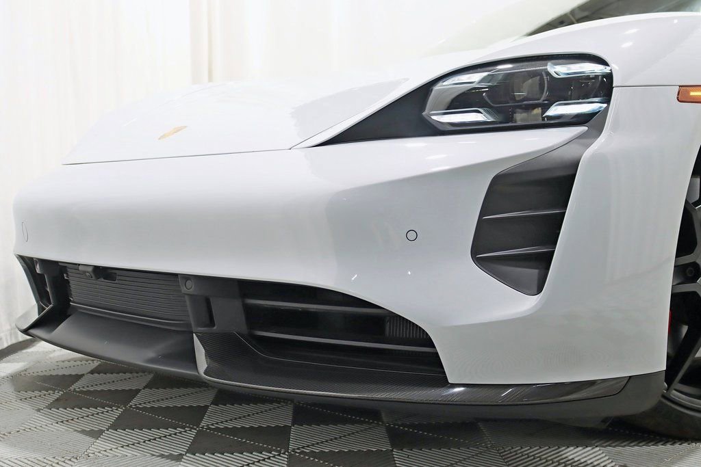 Used 2024 Porsche Taycan GTS image 8