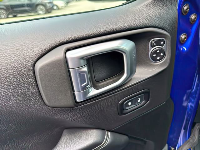 Used 2020 Jeep Wrangler Unlimited Sahara image 18