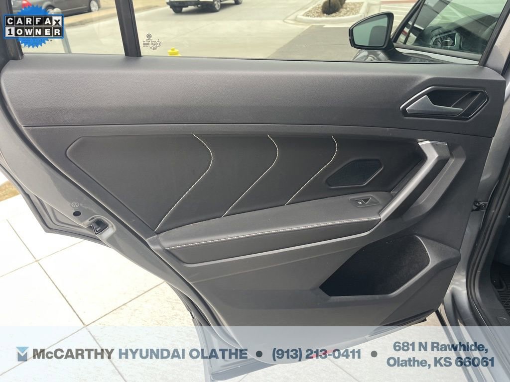 Used 2022 Volkswagen Tiguan SE R-Line image 29