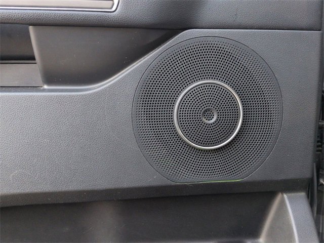 Used 2023 Ford Expedition Max XLT image 15