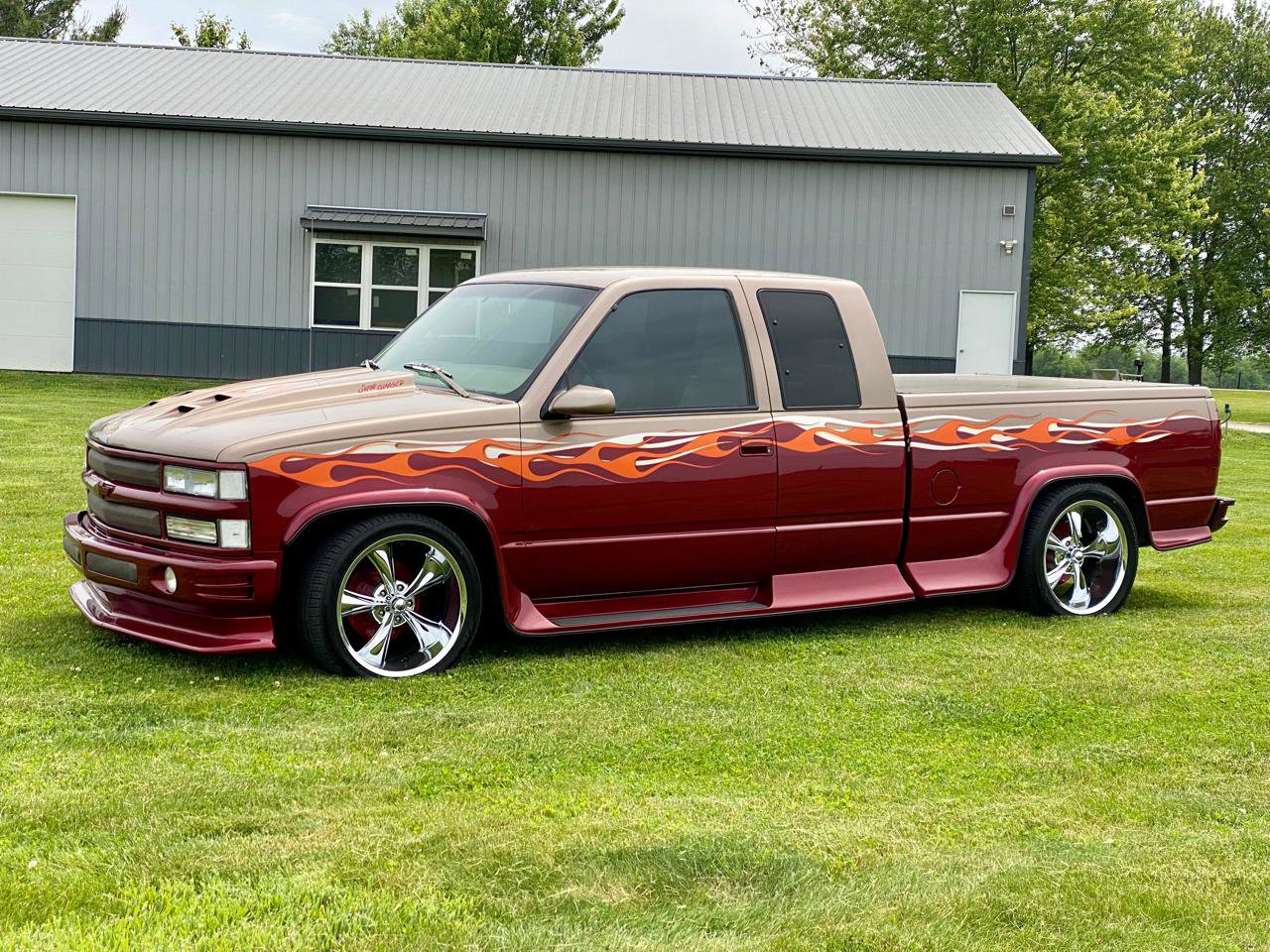 Used 1997 Chevrolet Silverado 1500 2WD Extended Cab w/ Preferred Equipment Group 2 image 2