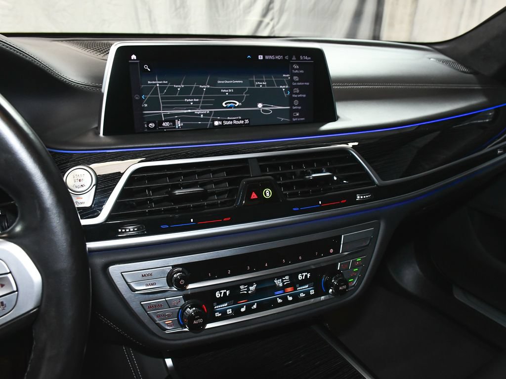 Used 2022 BMW M760i xDrive w/ Luxury Rear Seating Package AWD/4WD image 53