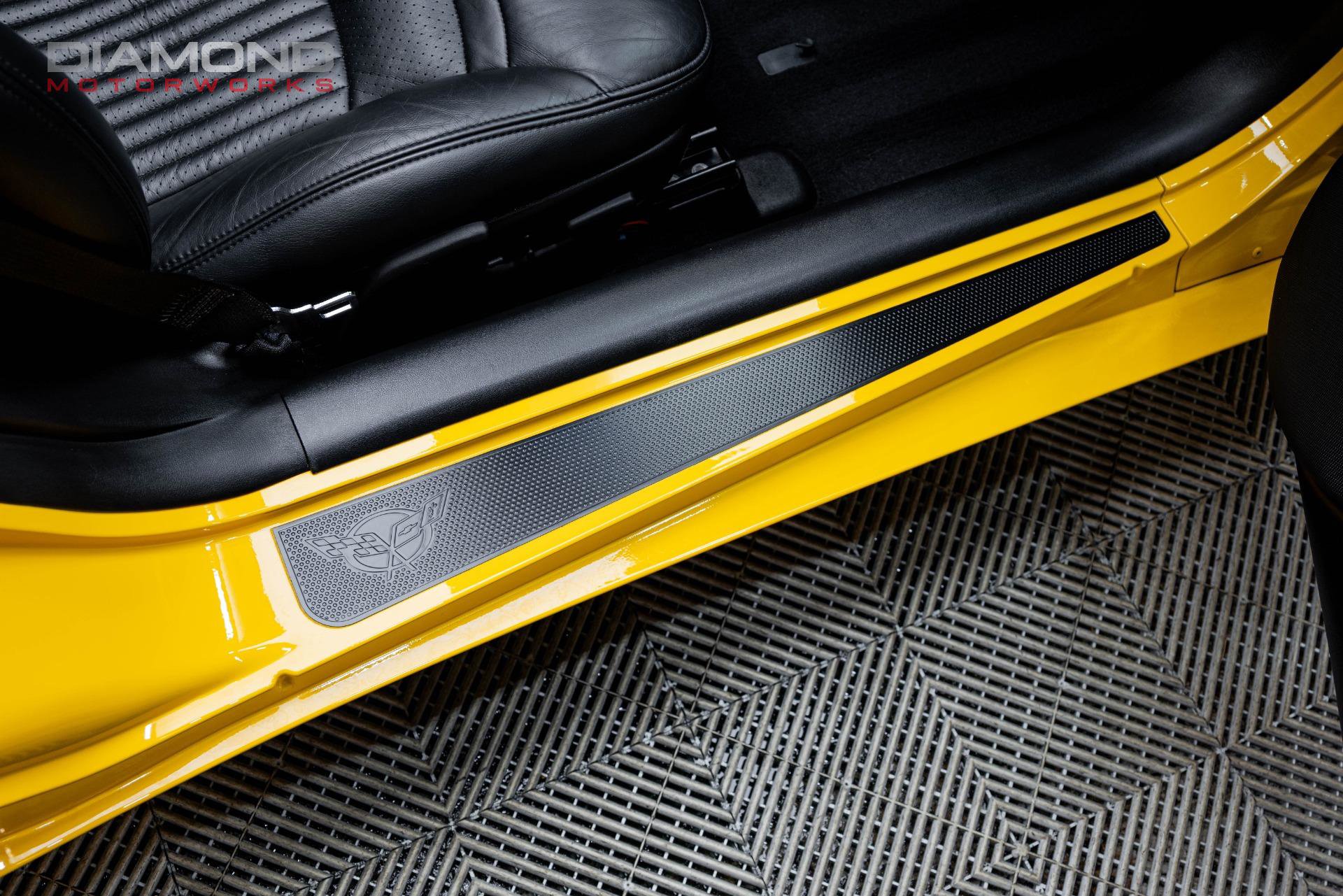 Used 2003 Chevrolet Corvette Coupe w/ Preferred Equipment Group image 90