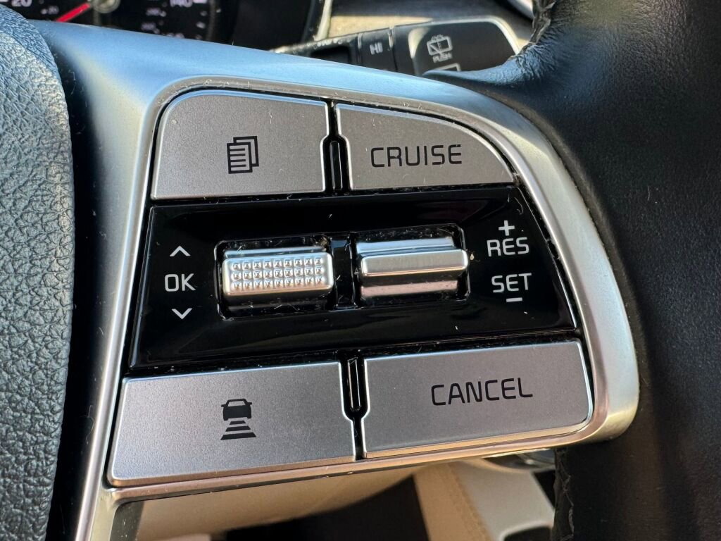 Used 2022 Kia Telluride SX w/ Nightfall Edition Package image 26