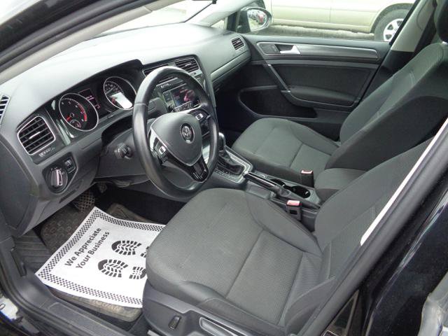 Used 2019 Volkswagen Golf S FWD image 6