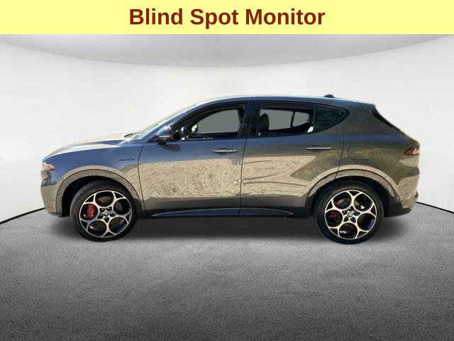 Used 2024 Alfa Romeo Tonale Veloce w/ Active Assist Package AWD/4WD image 6