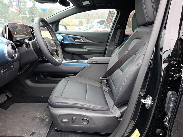New 2026 Chevrolet Equinox EV LT image 9