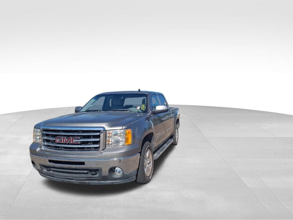 Used 2013 GMC Sierra 1500 SLT w/ Suspension Package, Off-Road image 4