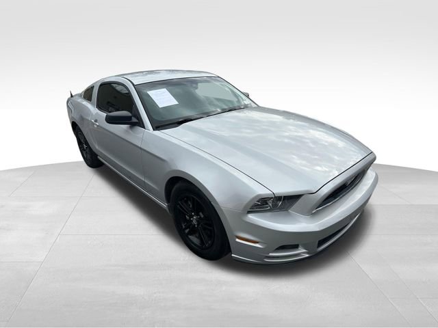 Used 2013 Ford Mustang Coupe RWD image 7
