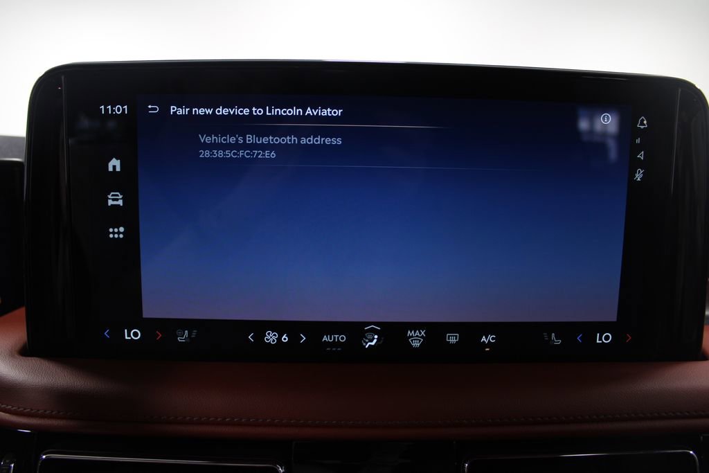 Used 2025 Lincoln Aviator Reserve image 49