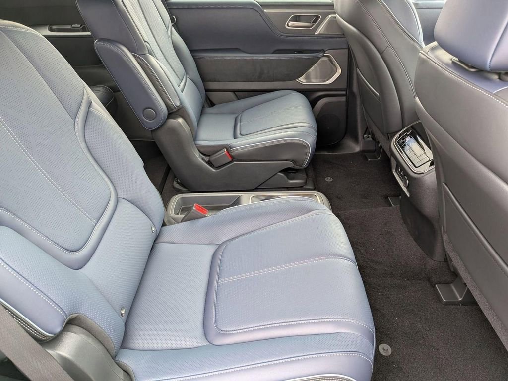 New 2026 INFINITI QX80 4WD w/ Sport Exterior Package image 31