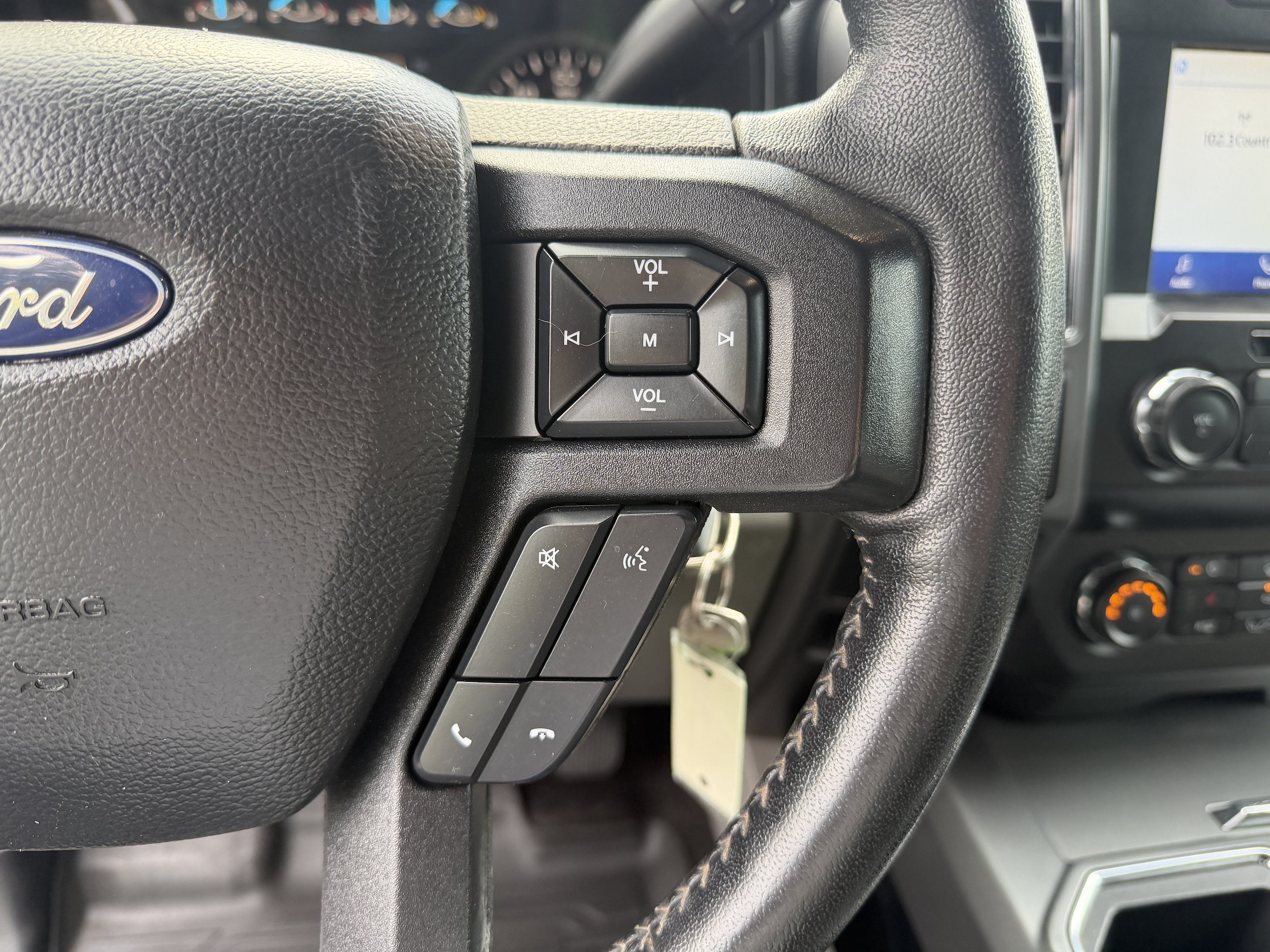 Used 2020 Ford F150 XLT w/ Equipment Group 302A Luxury AWD/4WD image 17