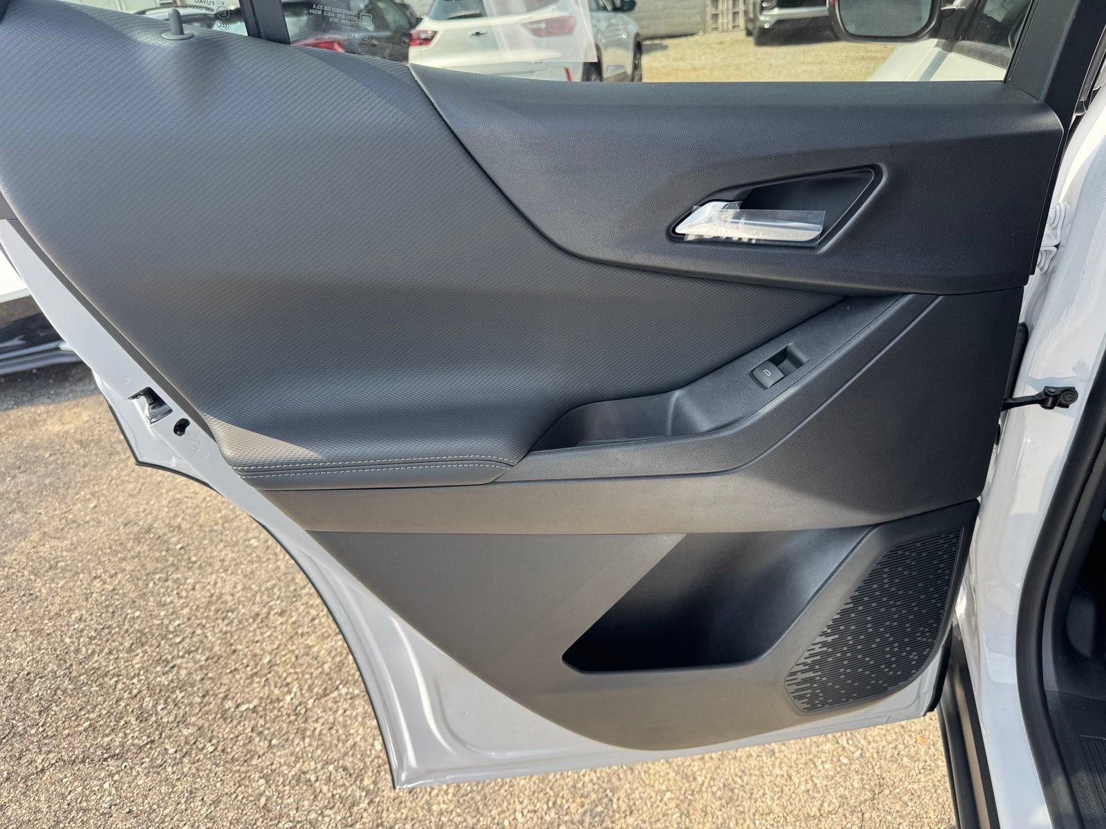 New 2027 Chevrolet Equinox LT AWD/4WD image 24