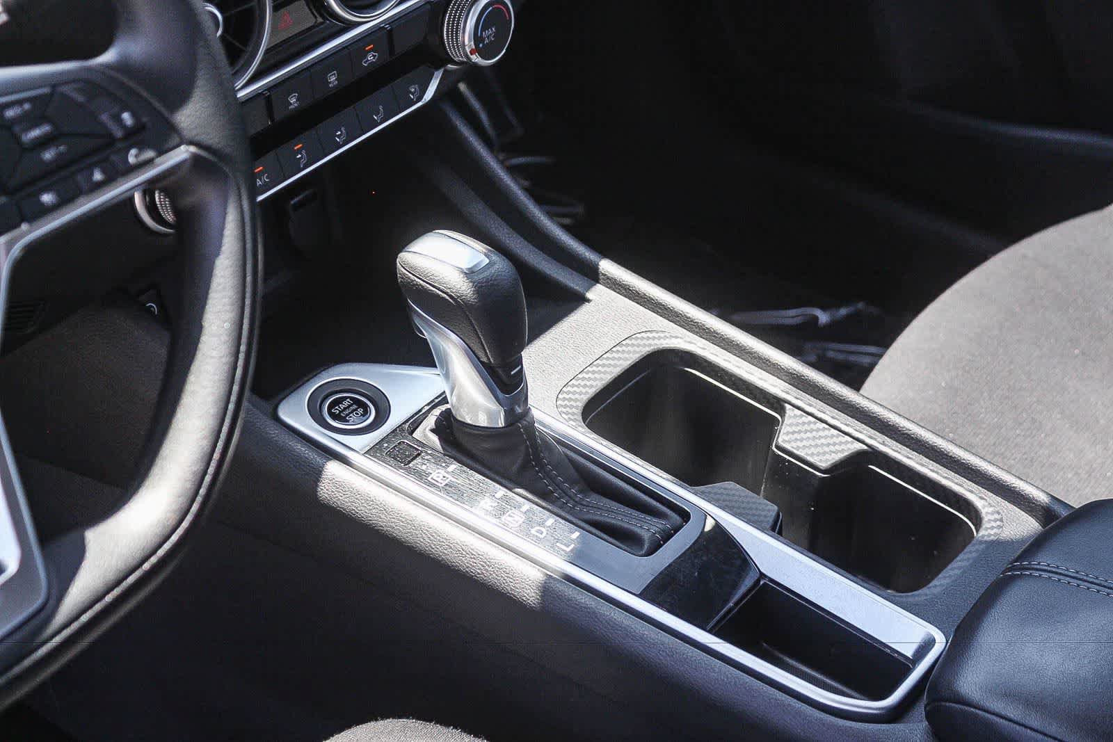 Used 2024 Nissan Sentra SV FWD image 24