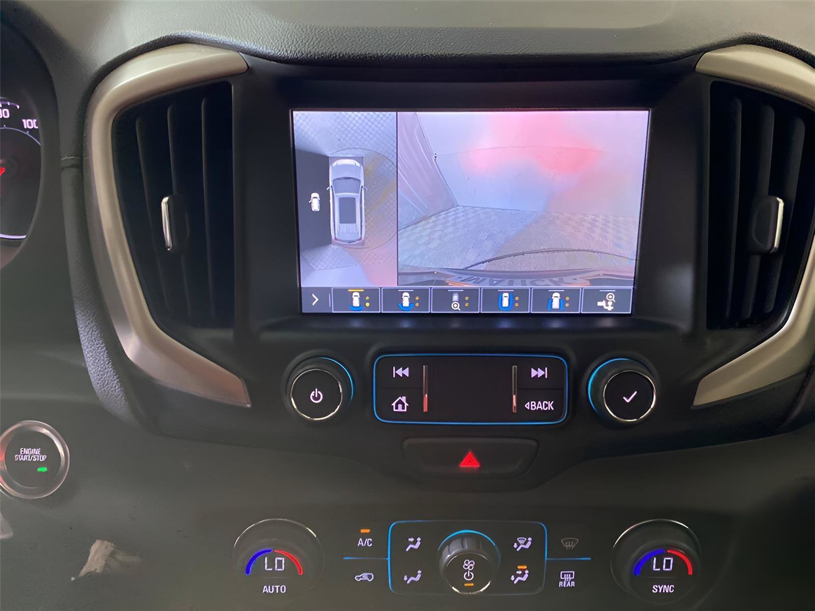 Certified 2020 GMC Terrain Denali w/ Denali Premium Package AWD/4WD image 26